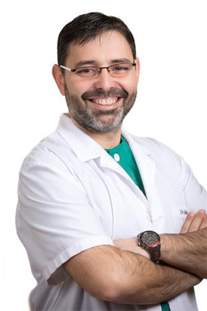 Dr. Victor Mendes - implantologia y cirugia oral - branemark lleida